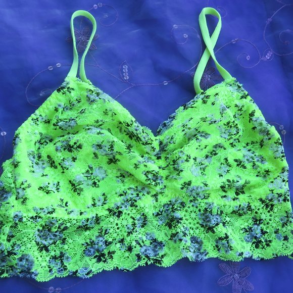 PINK Victoria's Secret lace bralette ruched middle in lime green size XS. - Picture 1 of 5